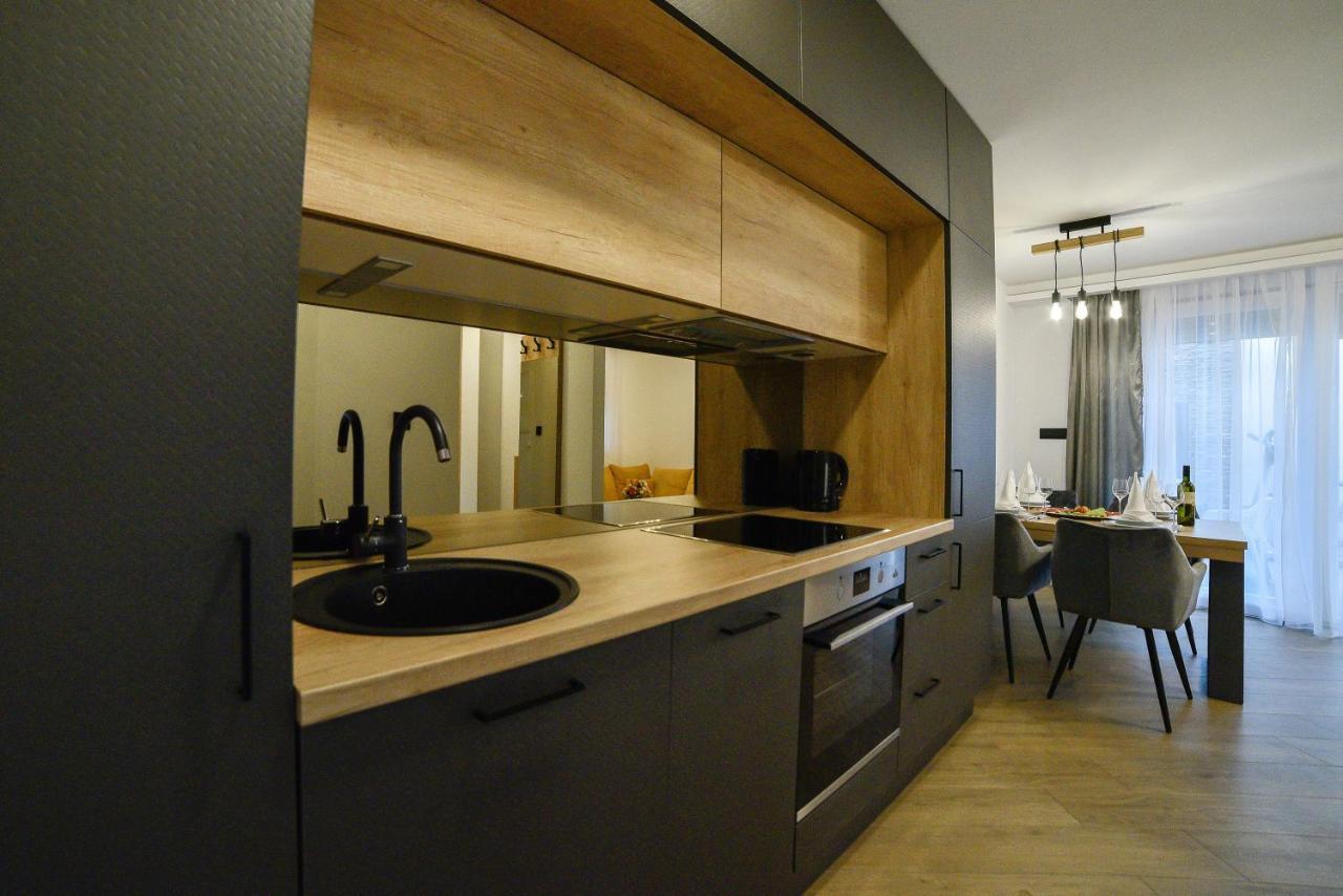 Luxury Apartment Knezovic Синь Екстер'єр фото