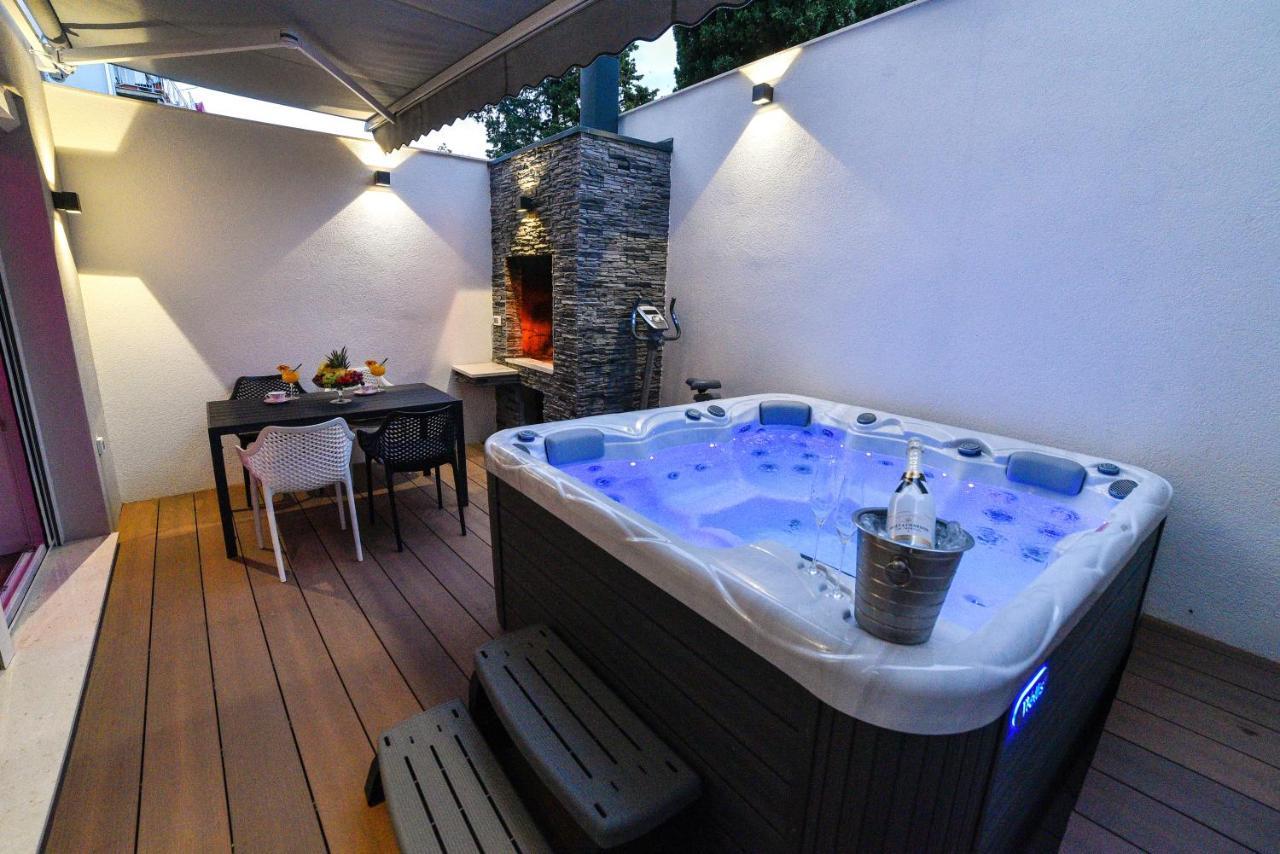 Luxury Apartment Knezovic Синь Екстер'єр фото