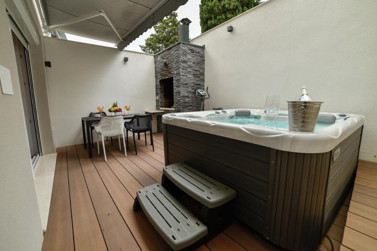 Luxury Apartment Knezovic Синь Екстер'єр фото